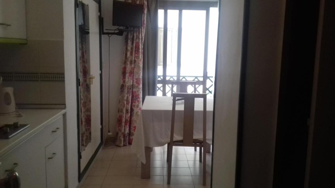 Apartamentos Mediterraneo Nerja Exterior photo